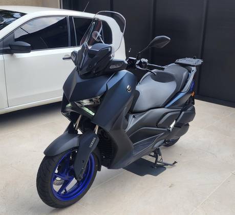 YAMAHA XMAX 250 CONNECTED ABS YAMAHA XMAX 250 CONNECTED ABS